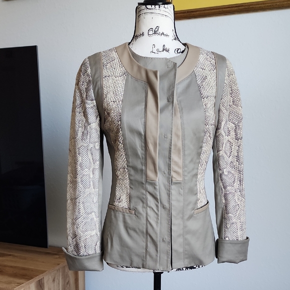 NWOT Elie Tahari Womens Snake Embossed Leather Suede Panel Jacket Tan Be… - Picture 1 of 7